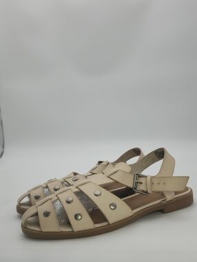 Seychelles Farrah Wide Cream Studded Fisherman Sandals Size 8.5